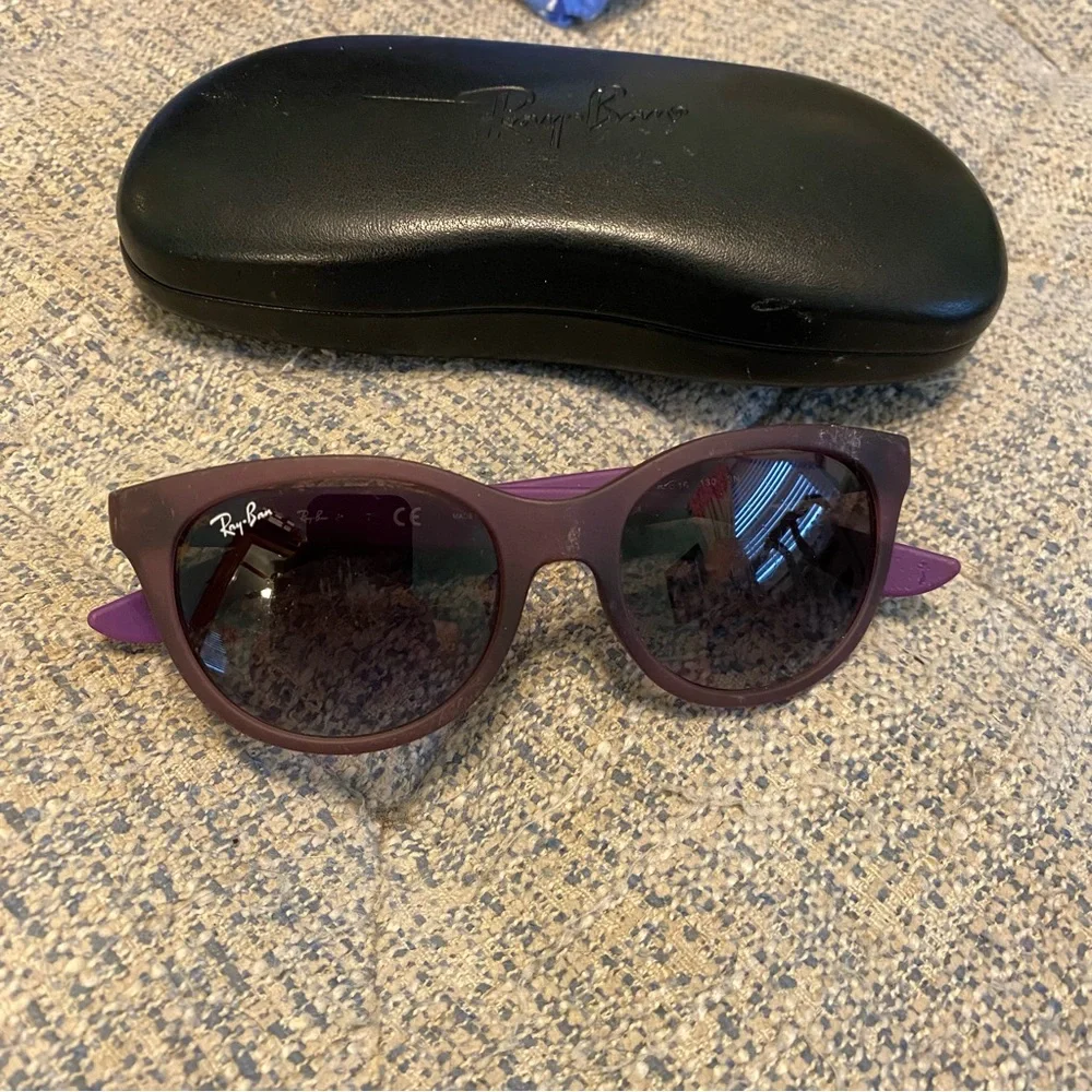 Purple Ray Ban kids Sunglasses 9068